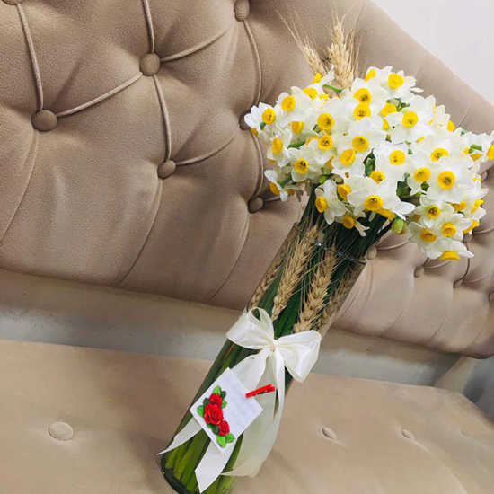 سفارش آنلاین تنگ گل گل نرگس