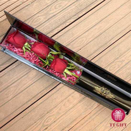 سفارش آنلاین باکس گل رز 3 شاخه در تهران و کرج