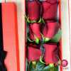 باکس گل رز قرمز و شکلات KitKat