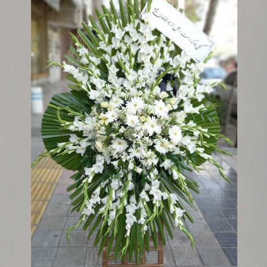 خرید آنلاین تاج گل ژیلا در مشهد