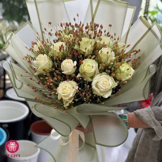 دسته گل رز سفید ارزان قاصدک