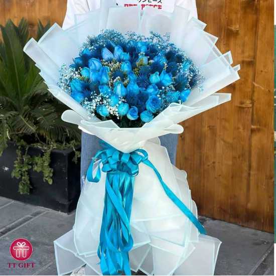 دسته گل رز آبی سارگل برای تولد