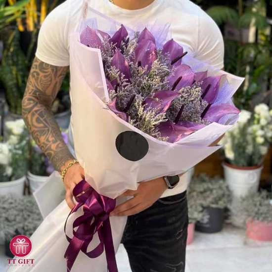 دسته گل آنتریوم بنفش ژانیا برای تولد