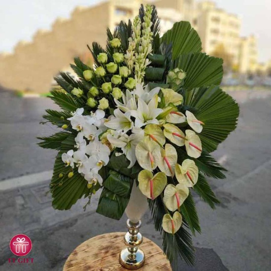 جام گل آنتریوم و ارکیده لاکچری سوین برای ترحیم