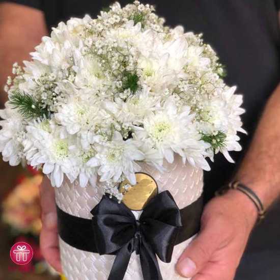 باکس گل ارزان داوودی سفید و ژیپسوفیلا برای ترحیم