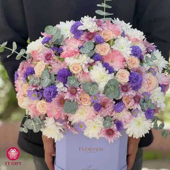 باکس گل رز و داوودی ماهین برای تولد