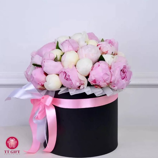باکس گل پیونی سفید و صورتی محیاس