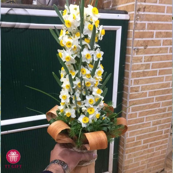 دسته گل نرگس سمیرا برای تولد