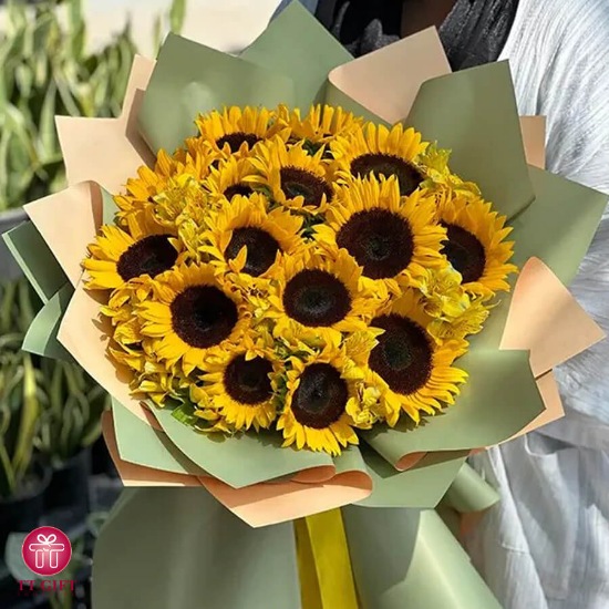 دسته گل آفتابگردان پارمین برای تولد
