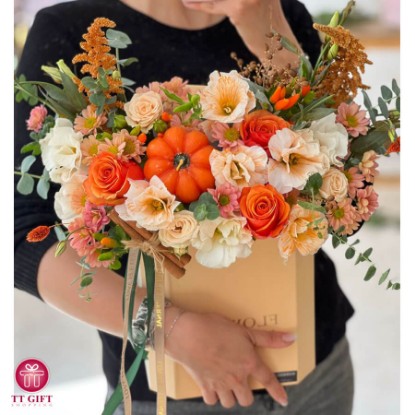 Sara Autumn Orange Rose Flower Box