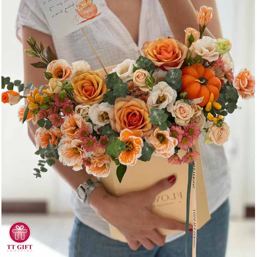 Sara Autumn Orange Miniature Rose Flower Box