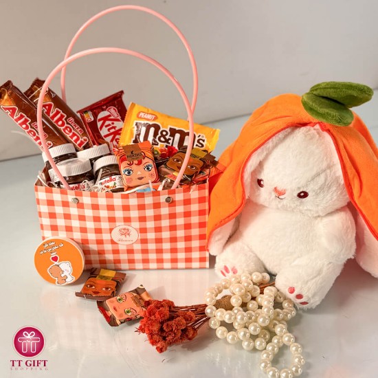 پکیج شکلات و عروسک مهلا