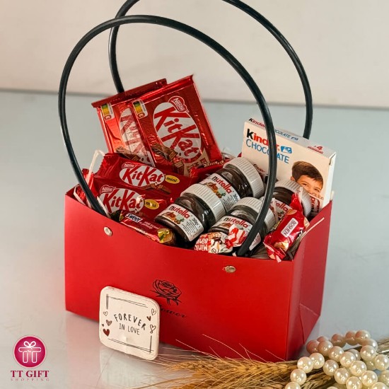 ارسال اینترنتی پکیج شکلات هدیه