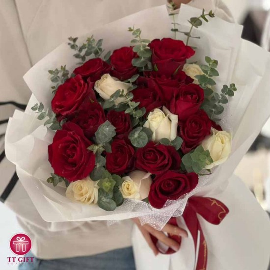 دسته گل رز ژالان