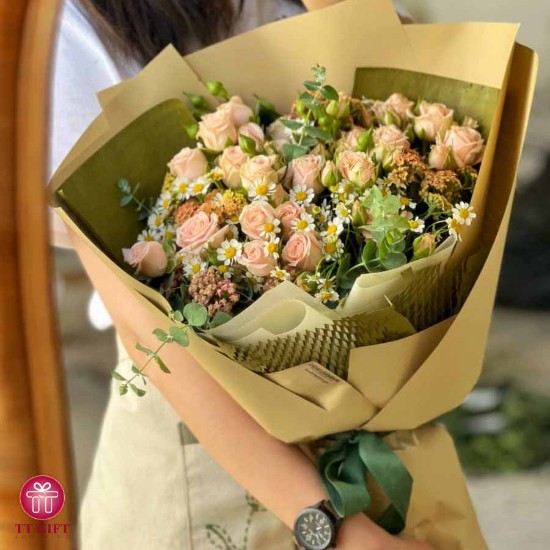 تصویر  دسته گل رز مینیاتوری نيکا