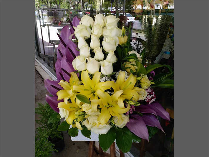 Flower Delivery in Shahrekord and Chaharmahal and Bakhtiari